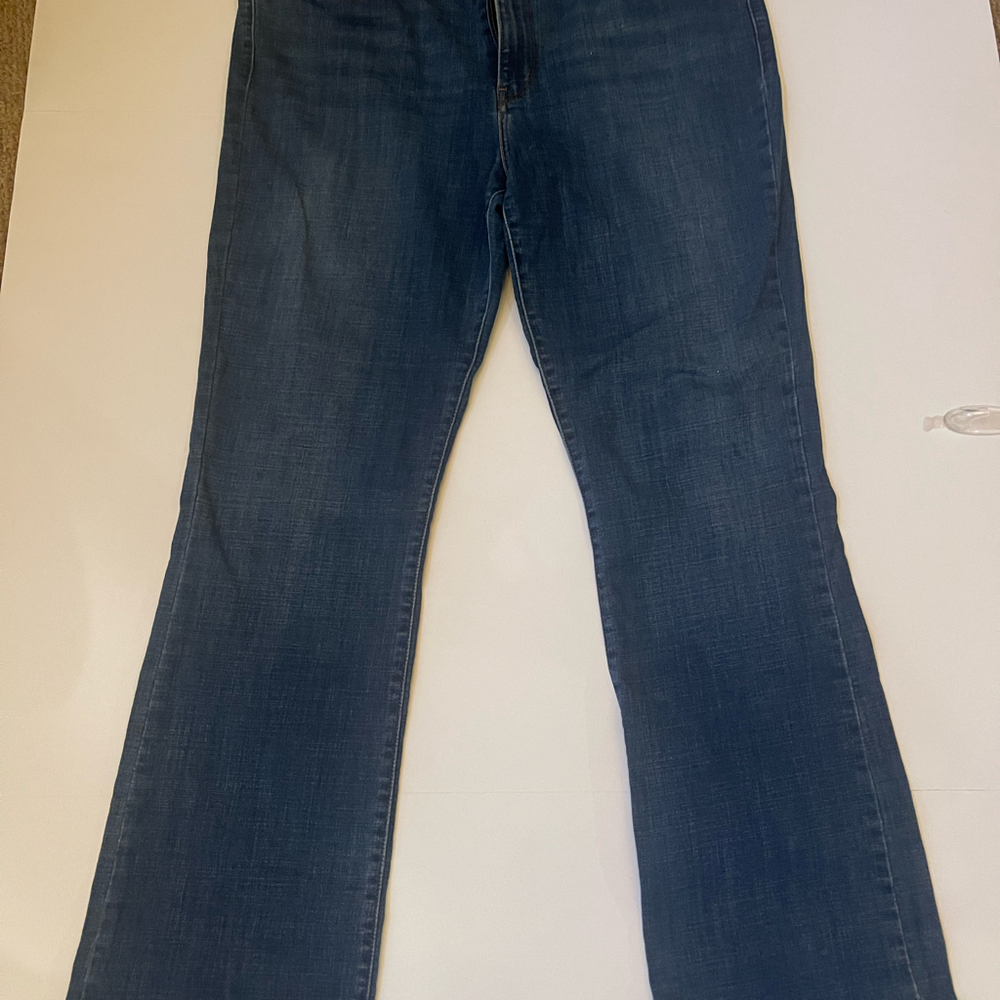 Womans levis strauss jeans‎ 34